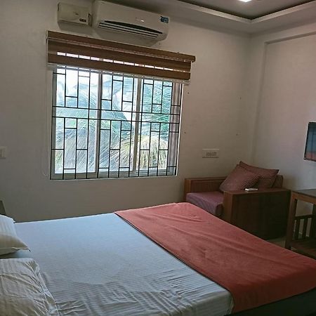 Phils' Residency & Banquets Hotel Kochi Exterior foto