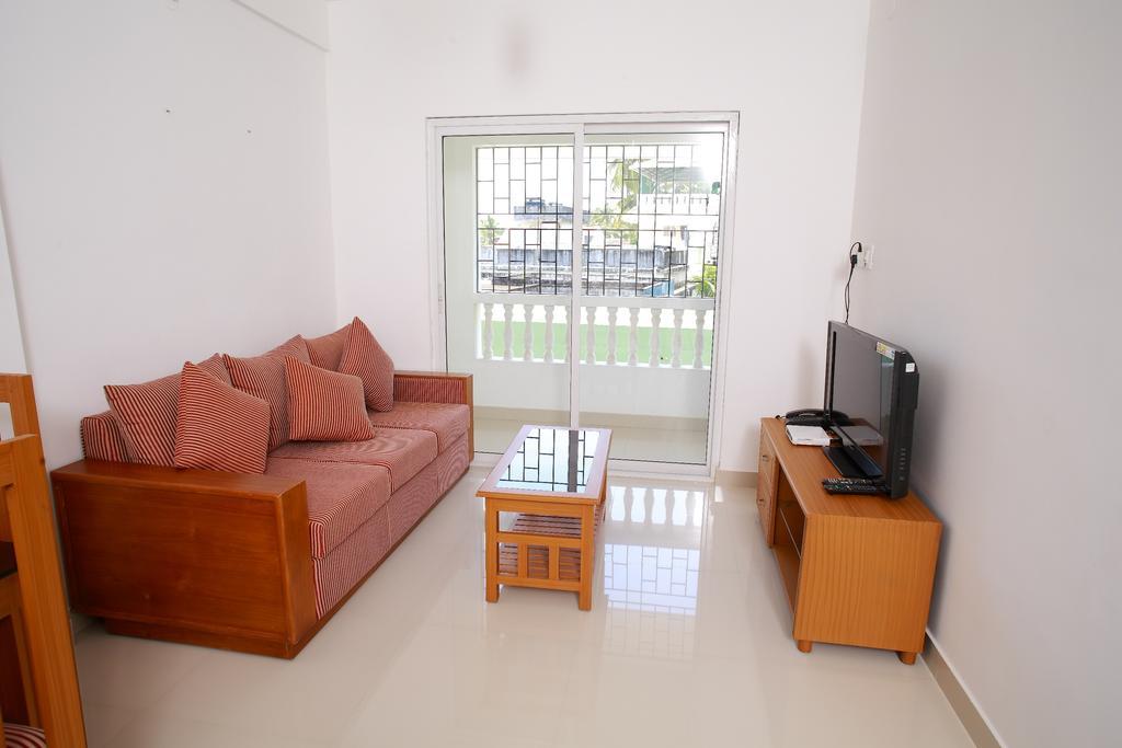 Phils' Residency & Banquets Hotel Kochi Exterior foto