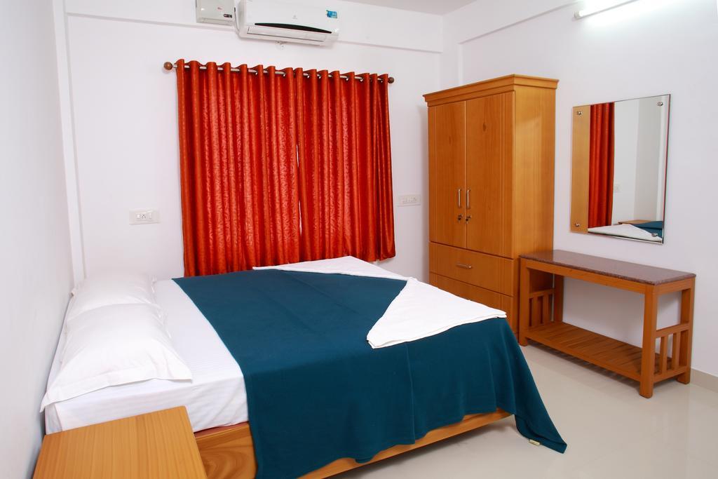 Phils' Residency & Banquets Hotel Kochi Exterior foto