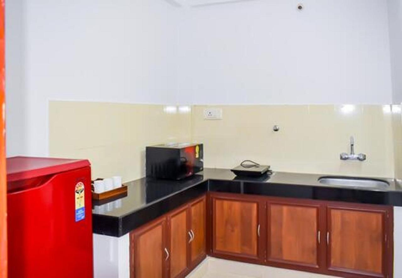 Phils' Residency & Banquets Hotel Kochi Exterior foto