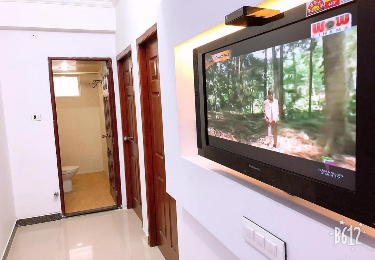 Phils' Residency & Banquets Hotel Kochi Exterior foto